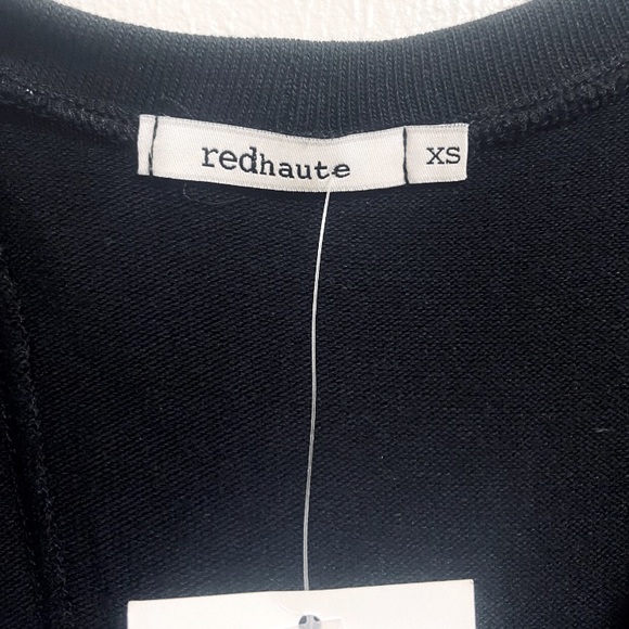 XS Red haute Sleeveless Top
Pullover sweater 
Black lace back - Picture 6 of 6